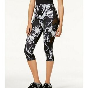 MATERIAL Girl Mesh Inset Cropped Leggings sz. XS